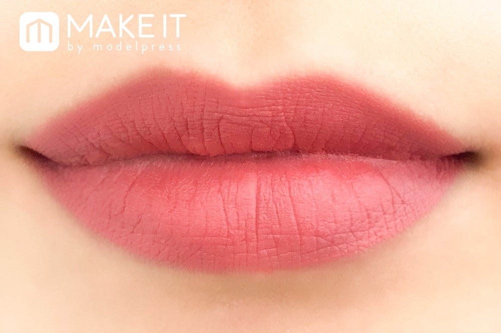 ルージュ アンリミテッド アンプリファイド マット／AM CR 365使用 (C)メイクイット