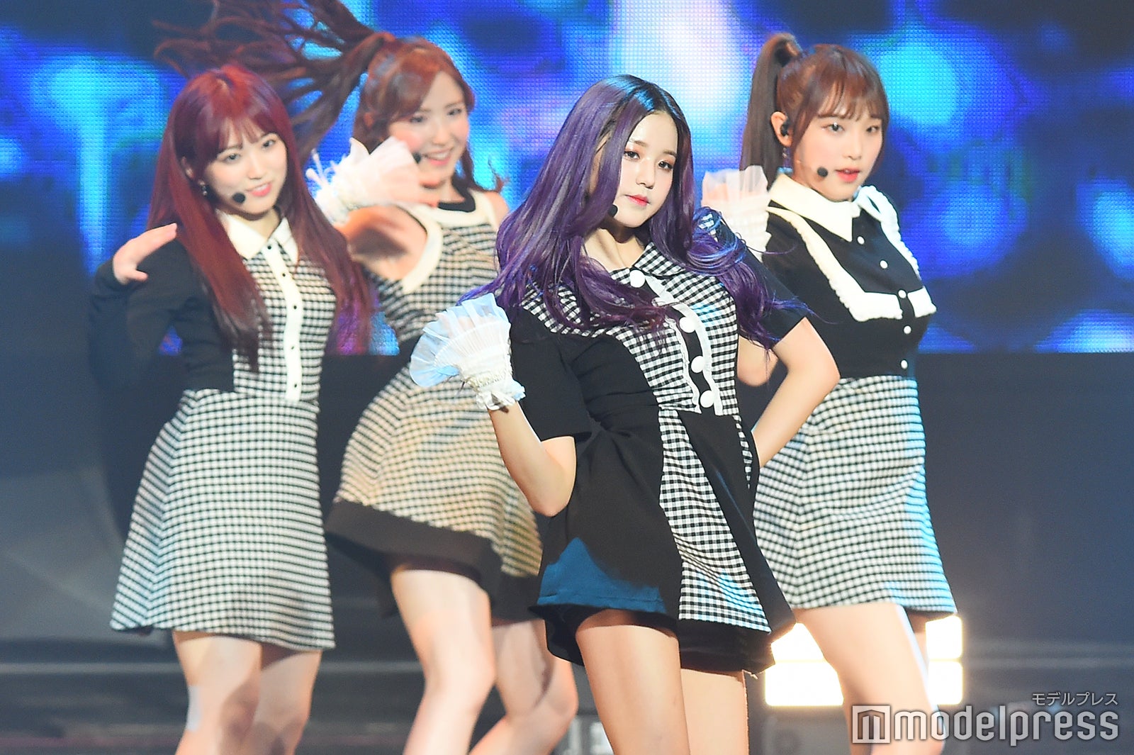 IZ*ONE （C）モデルプレス