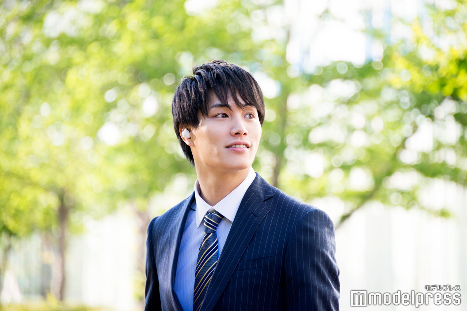 鈴木伸之／ドラマオリジナルCM撮影の様子（C）モデルプレス