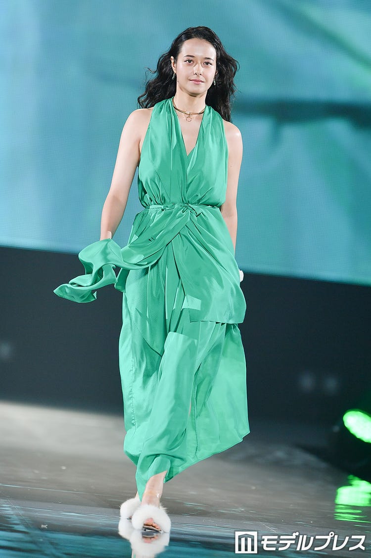 画像3 11 浦浜アリサ 美しさの秘訣とは 神戸の シンデレラガール にmctの魅力 エール届ける モデルプレス