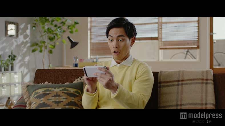 柳楽優弥／クラッシュ・オブ・クランCM「略奪される男」篇より