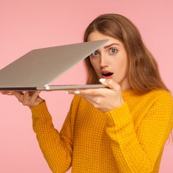 長すぎると飽きられちゃう?!オンラインデートは何分が効果的?