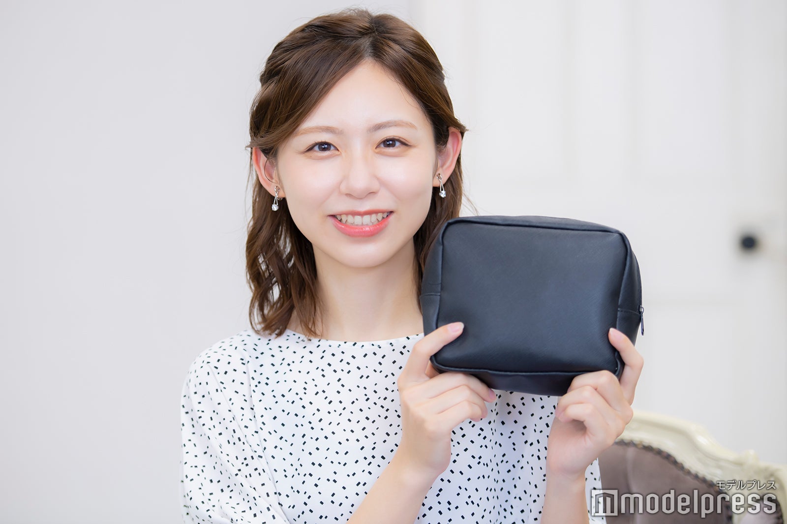 小山内鈴奈　ミニプレート　フジテレビアナウンサー Amazon.co.jp: 小山内鈴奈 ミニプレート フジテレビアナウンサー