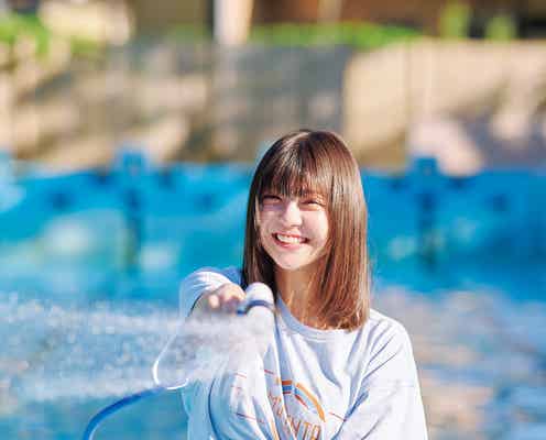 乃木坂46冨里奈央、へそ出しルックで夏らしさ全開 フレッシュな笑顔にドキッ