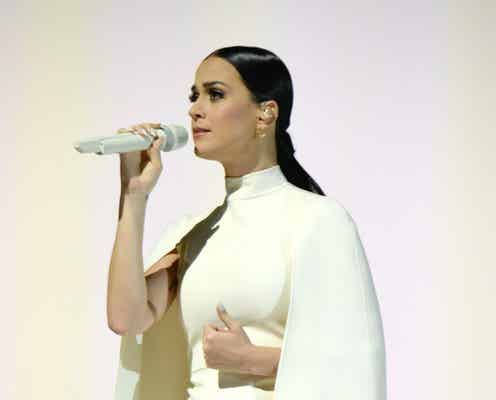 ケイティ・ペリー、グラミー賞で圧倒的な美声を響かせる 観客感動へ