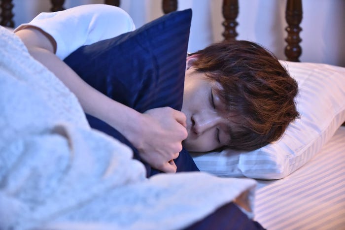 岩田剛典/「崖っぷちホテル!」第1話より(C)日本テレビ