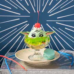 <グローグー>フォースを秘めた?ミルクプリン(マカロン付) 税込1,690円(C) & TM Lucasfilm Ltd.
