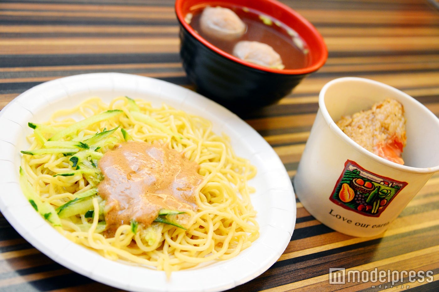 台湾で24時間営業の「涼麺」人気店　プチプラでローカルグルメを食べまくり（C）モデルプレス