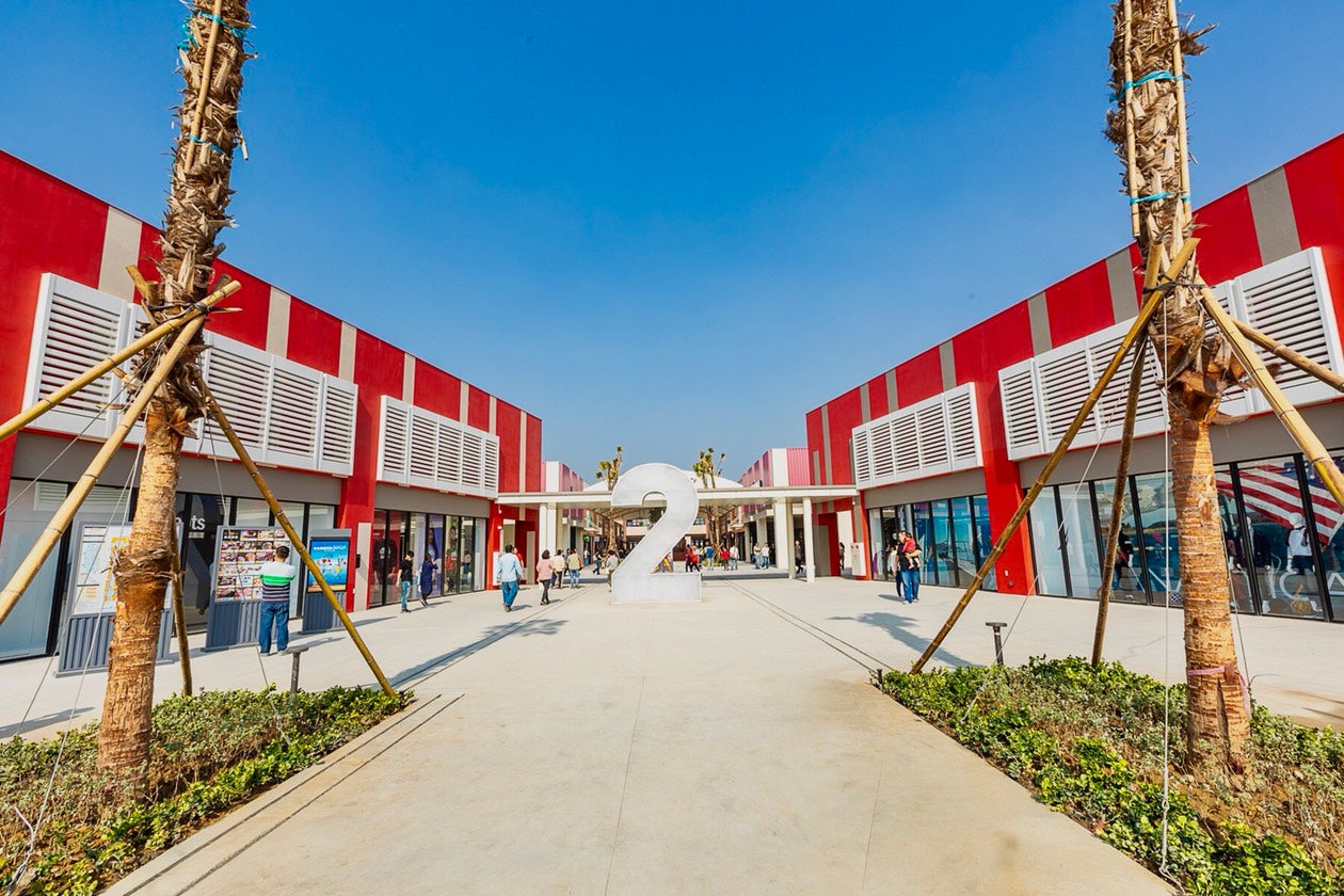 台湾中部最大級170店舗「三井アウトレットパーク台中港」開業、観覧車＆室内遊園地も