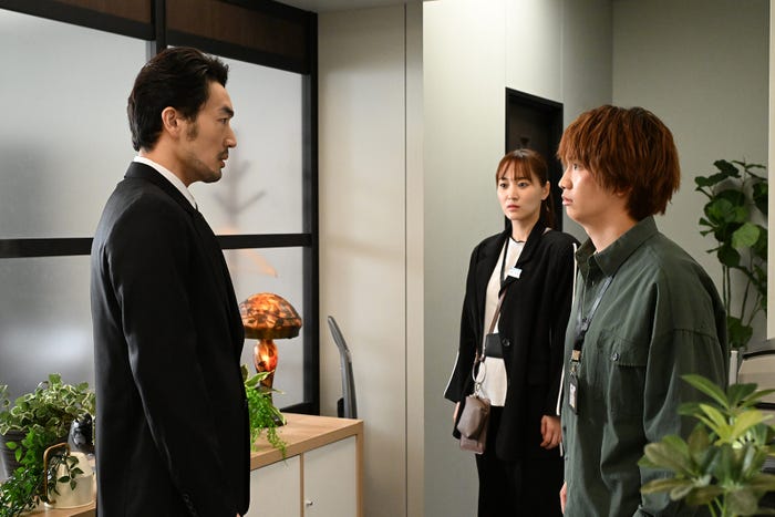 大谷亮平、菅井友香、藤原丈一郎「ロンダリング」第8話(C)カンテレ