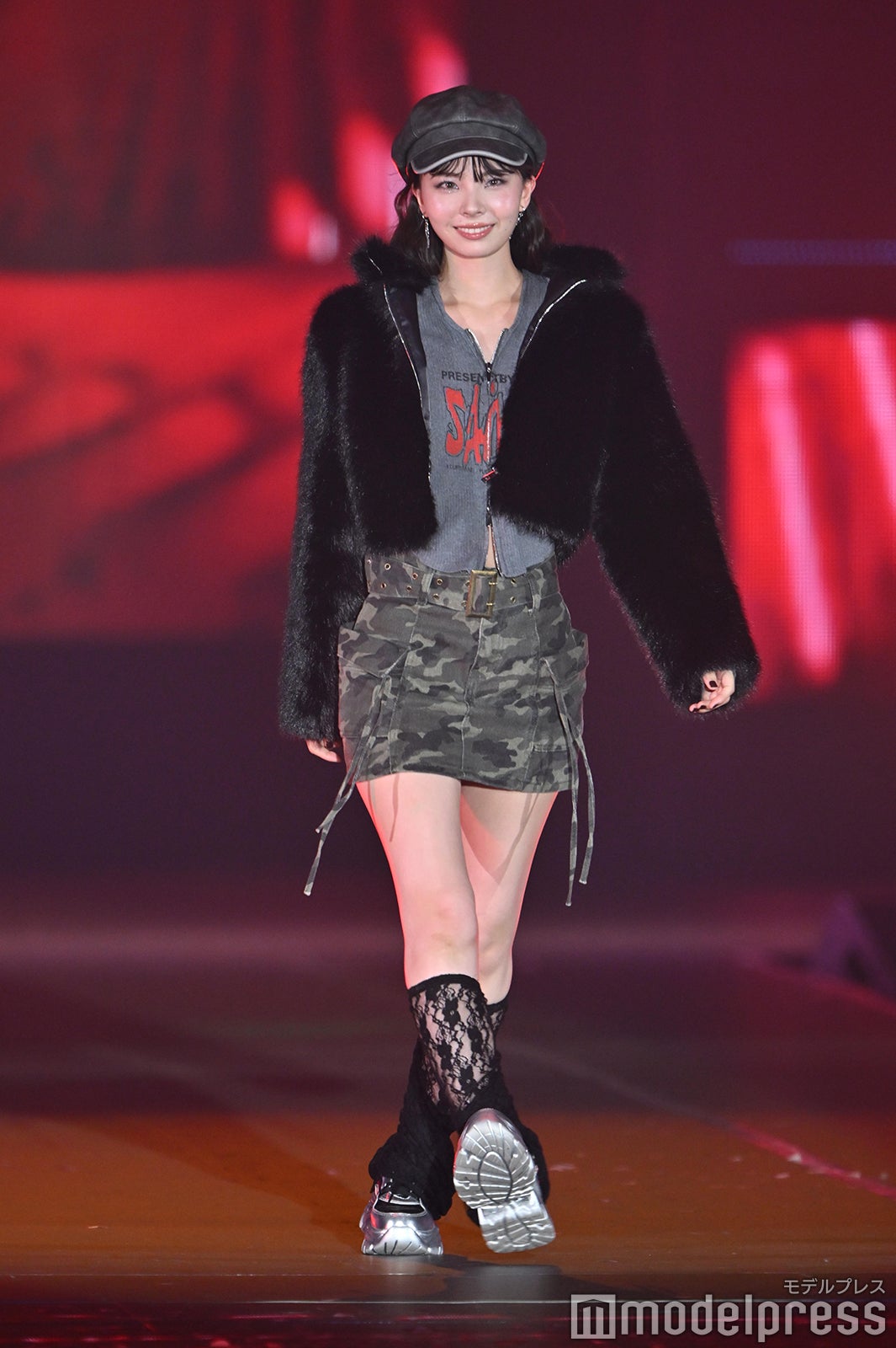 （C）モデルプレス