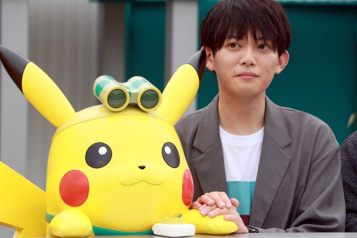 ナゾノクサいる 松丸亮吾 キラキラの目で ポケモンワンダー をアピール モデルプレス ナゾノクサいる 松丸亮吾 キラキラの目で ポケモンワンダー をアピール モデルプレス