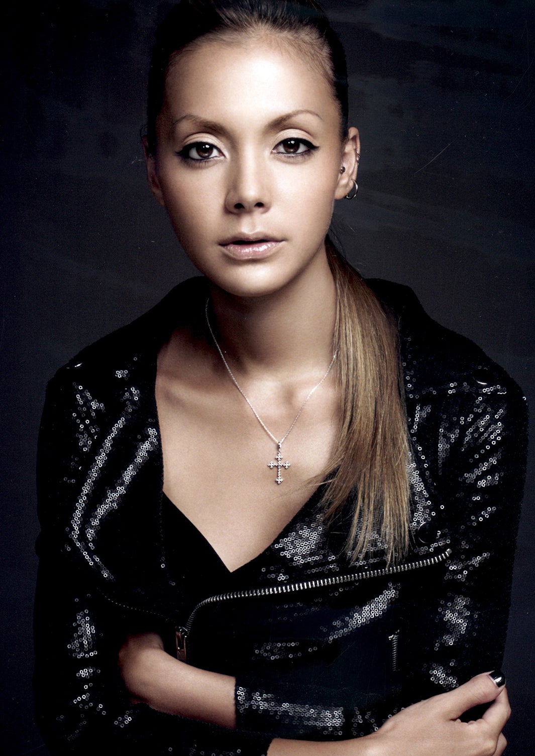 土屋アンナ（提供写真）