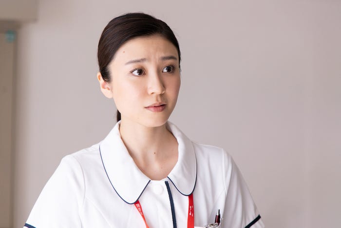 潤花「ナースが婚活」第2話より(C)「ナースが婚活」製作委員会