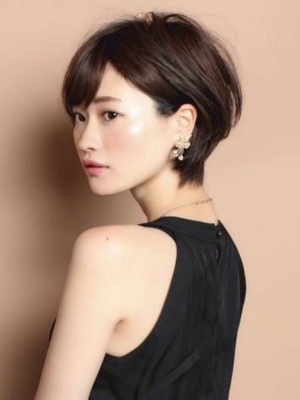 30代に似合う簡単前髪アレンジ特集 大人に映えるスタイルで毎日の雰囲気を変えよう モデルプレス
