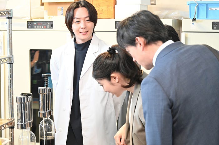 犬飼貴丈、今田美桜、山本耕史「花咲舞が黙ってない」第3話より(C)日本テレビ