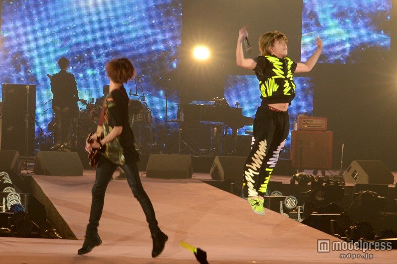 左から：イ・ホンギ、ソン・スンヒョン