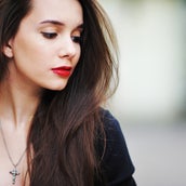 美人だけど彼氏がいない女子の特徴5つ モテ女が心がけていることは モデルプレス 美人だけど彼氏がいない女子の特徴5つ モテ女が心がけていることは モデルプレス
