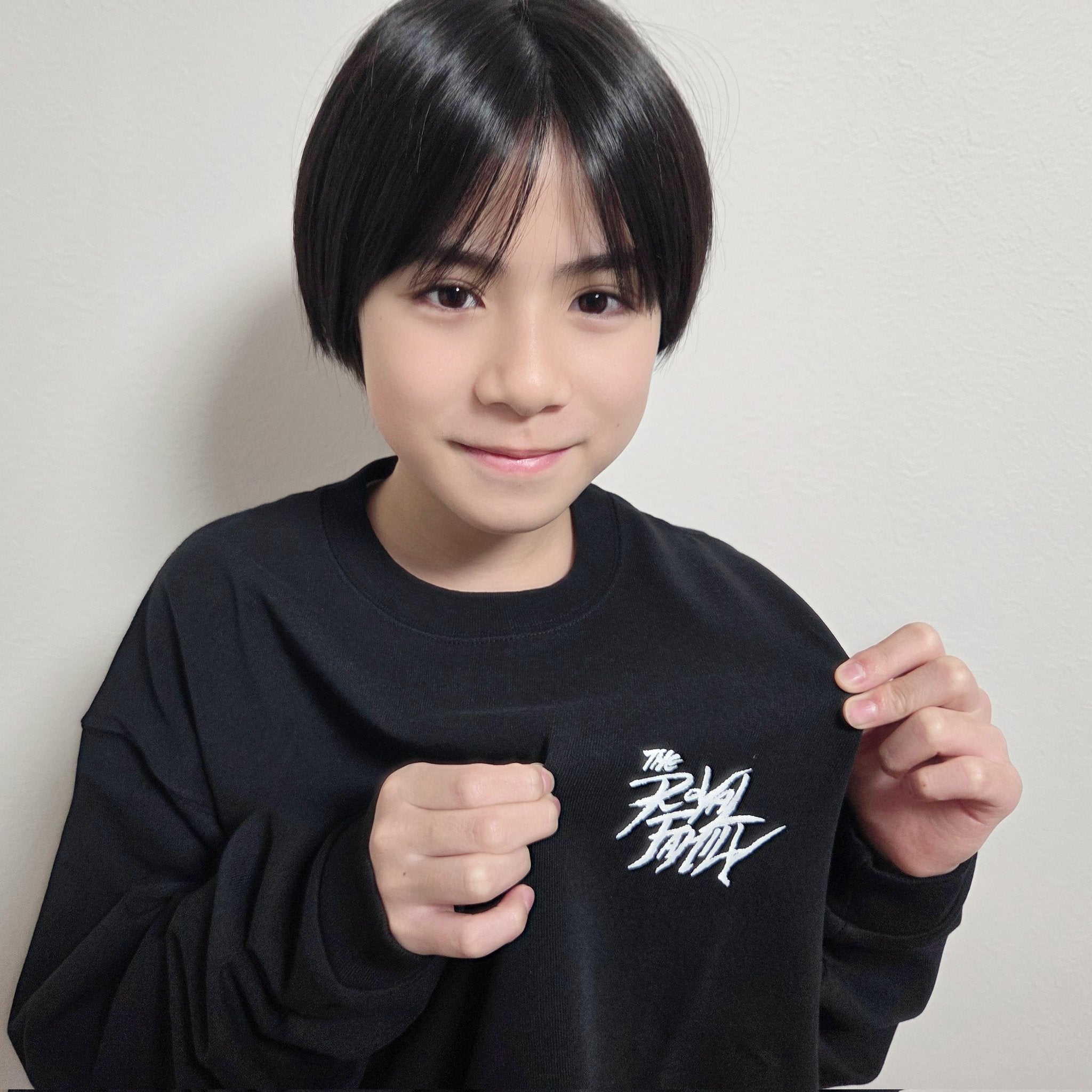 「ザ・ロイヤルファミリー」“W翔平”ショットに反響「並ぶとそっくり」「兄弟でも違和感ない」子役・三浦綺羅が公開