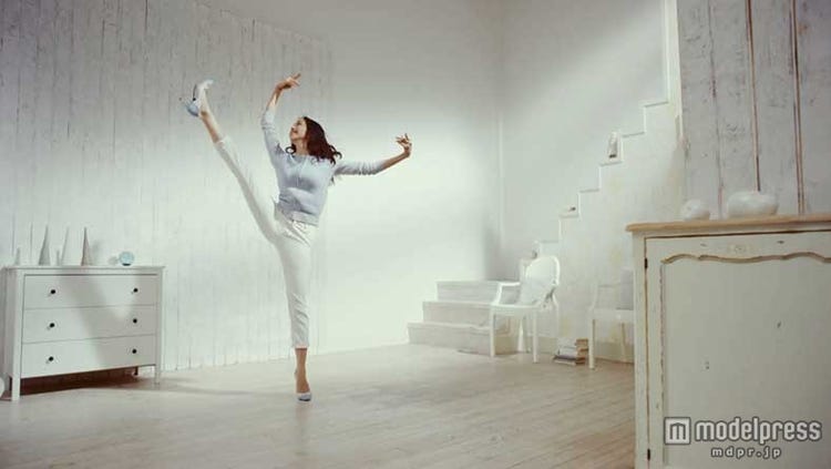 松島花が新たな才能を発揮 華麗なダンスで舞う モデルプレス 松島花が新たな才能を発揮 華麗なダンスで舞う モデルプレス