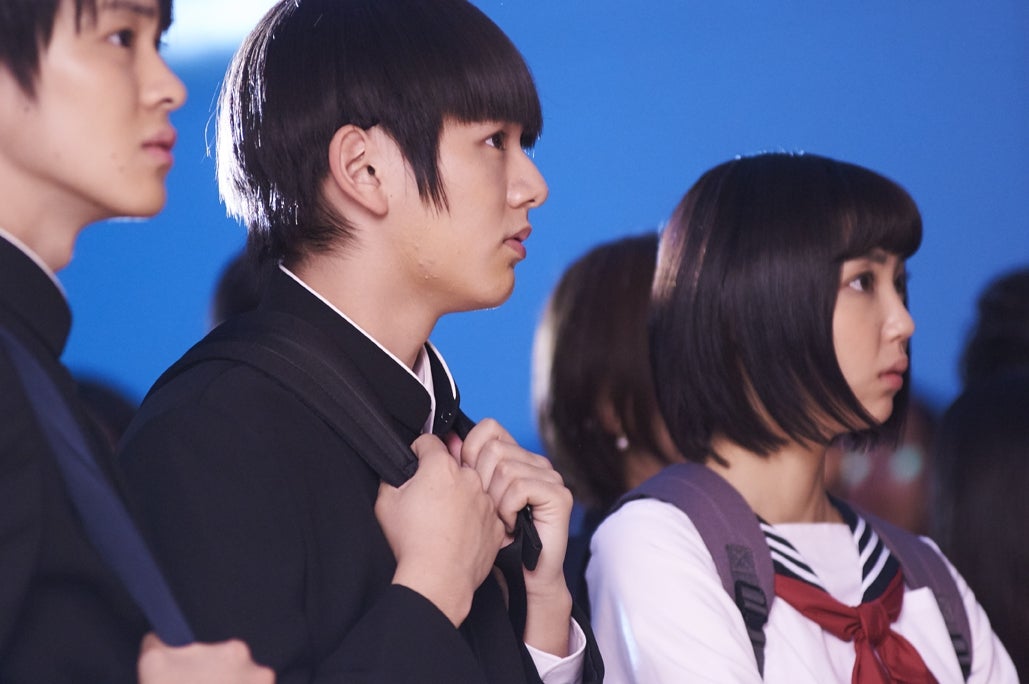 望月歩、濱田龍臣、山谷花純／「モブサイコ100」第2話より（C）ONE・小学館／ドラマ「モブサイコ100」製作委員会