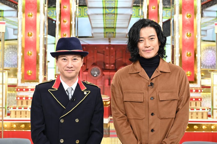 中居正広、小栗旬(C)TBS