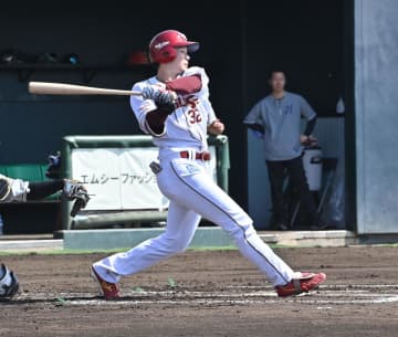 楽天 中島が2打席連続適時打「気を引き締めて打つことができました」初回に先制打、二回に2点三塁打
