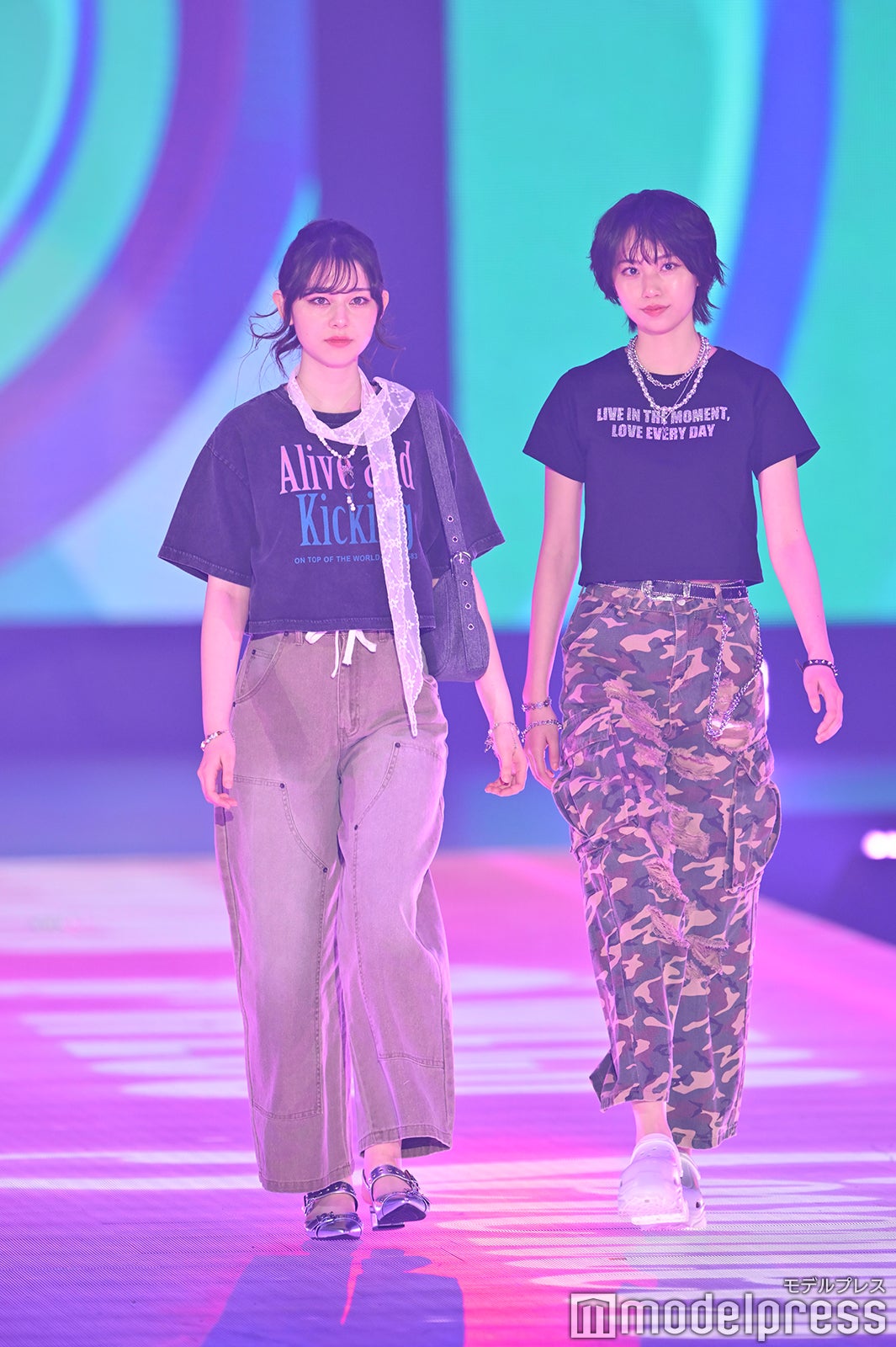 （C）モデルプレス