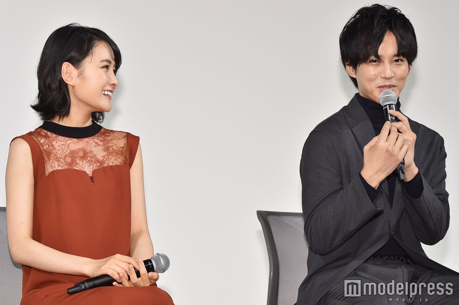 葵わかな、松坂桃李（C）モデルプレス