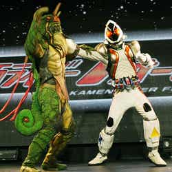 (C)2011 石森プロ・テレビ朝日・ADK・東映