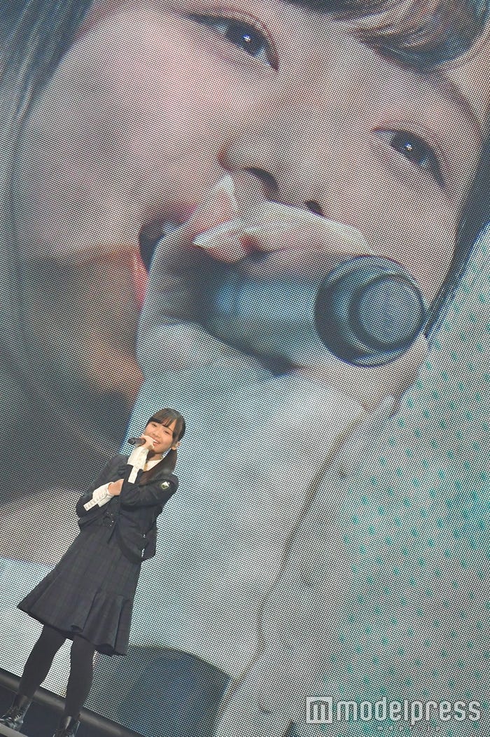 濱岸ひよりモデルプレス