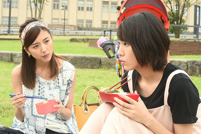 真野恵里菜、新垣結衣「逃げるは恥だが役に立つ」第3話・場面カット(C)TBS