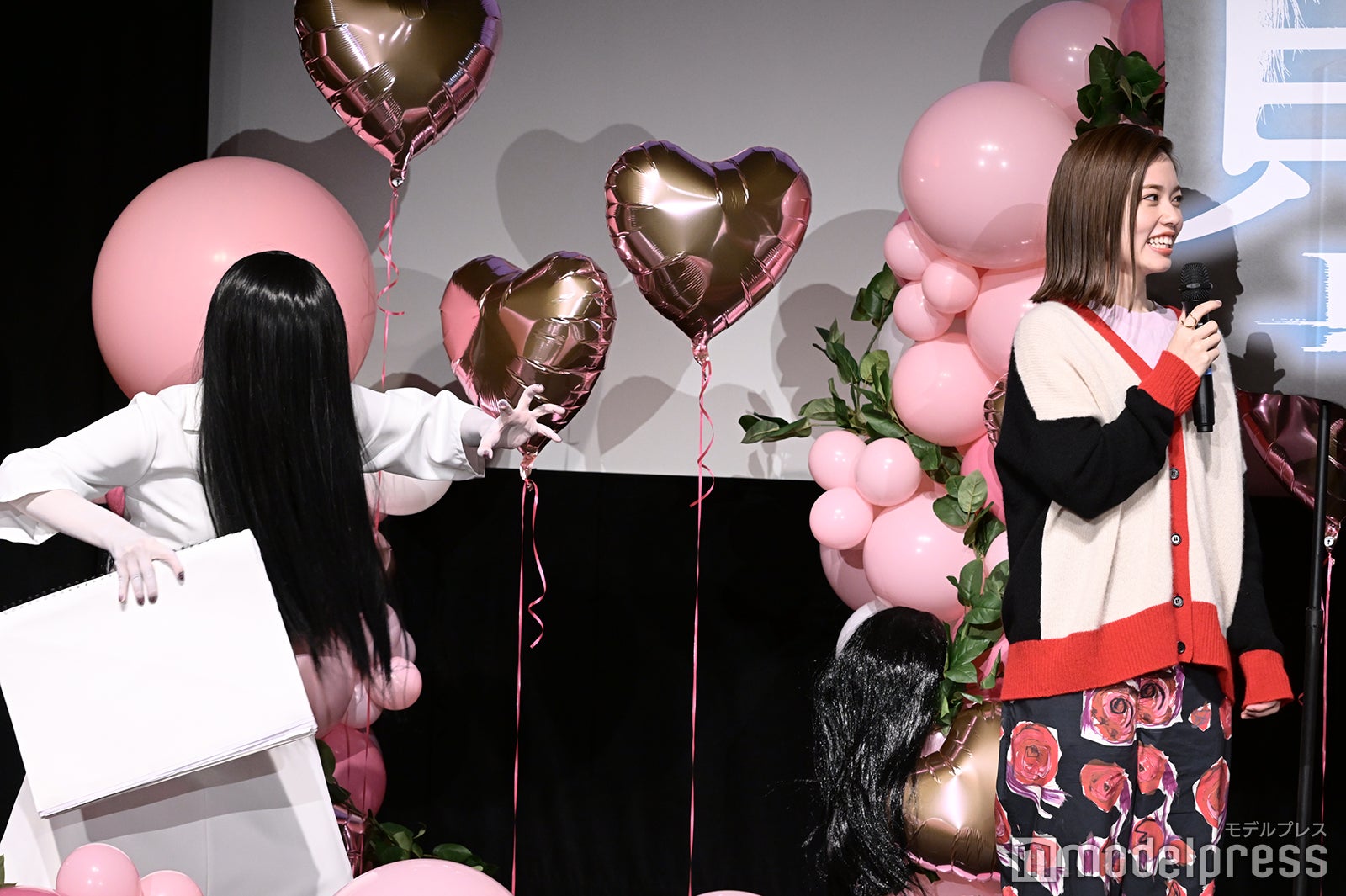 貞子、小芝風花 （C）モデルプレス