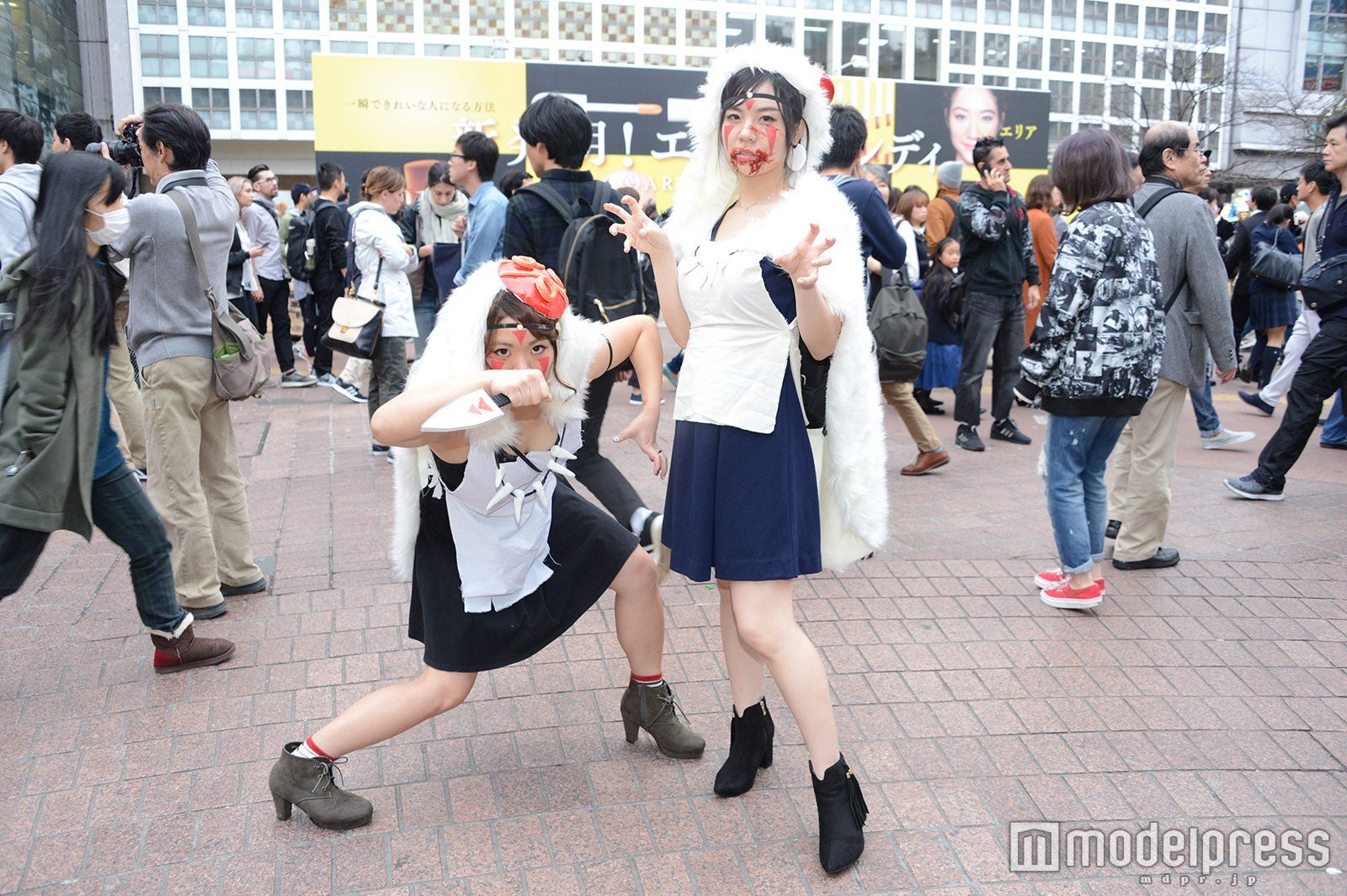 渋谷でのスナップ （C）モデルプレス