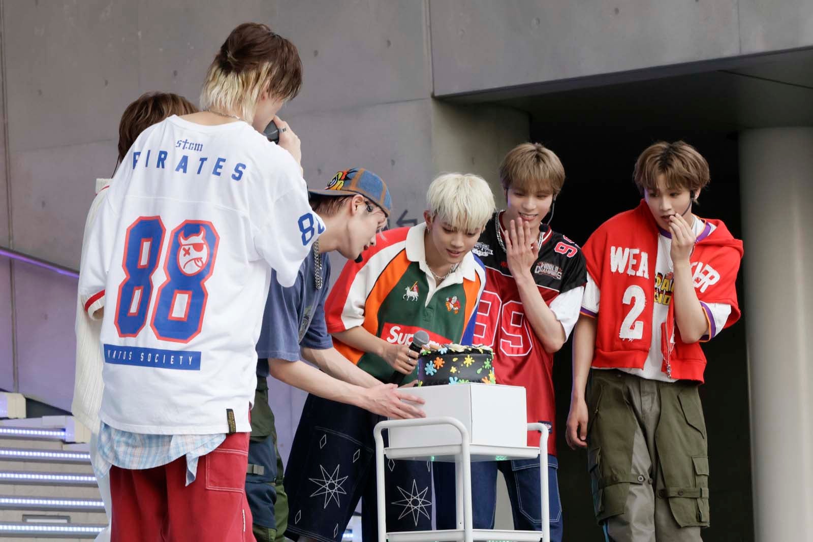 DXTEEN（C）LAPONE Enterta inment