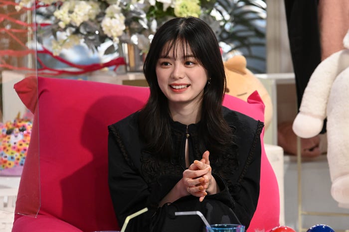 紺野彩夏 (C)テレビ朝日