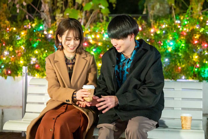 川口葵、綱啓永「恋とオオカミには騙されない」第1話(C)AbemaTV, Inc.