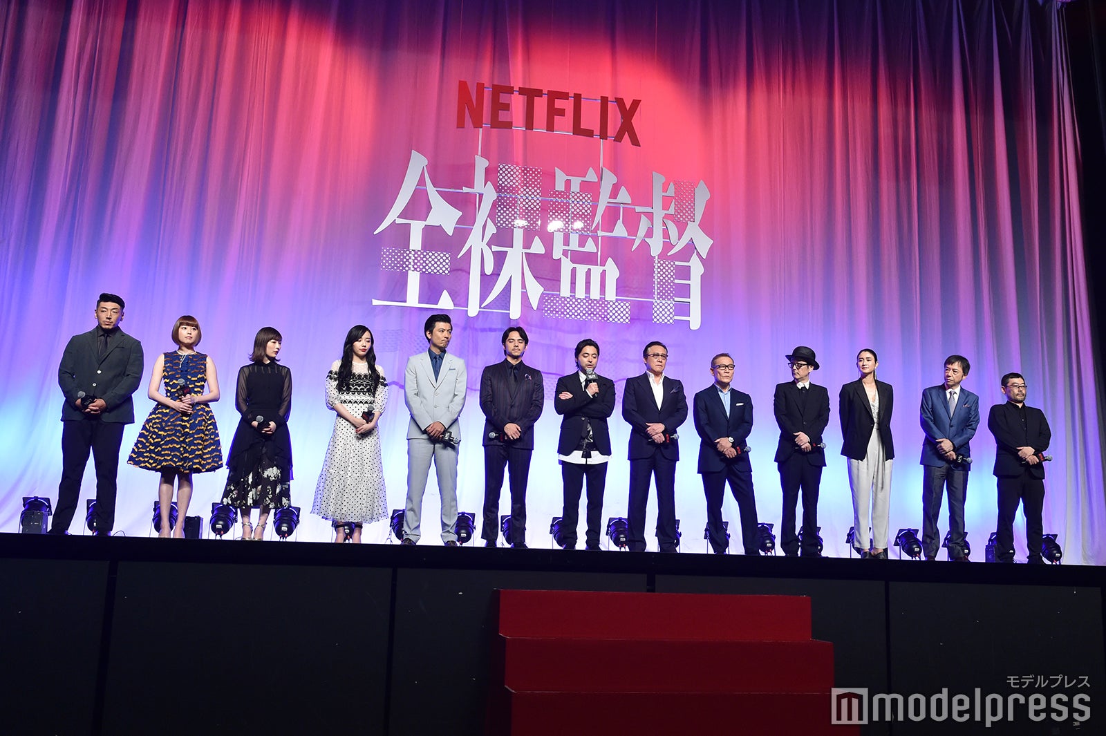 （左から）後藤剛範、冨手麻妙、伊藤沙莉、森田望智、玉山鉄二、満島真之介、山田孝之、石橋凌、國村隼、リリー・フランキー、小雪、板尾創路、武正晴監督（C）モデルプレス