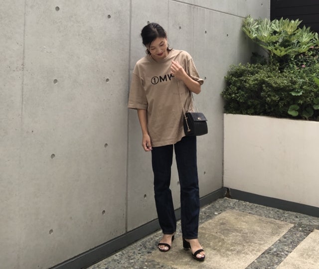 Guメンズ コラボtシャツ で手抜きに見えないコーデ術 モデルプレス