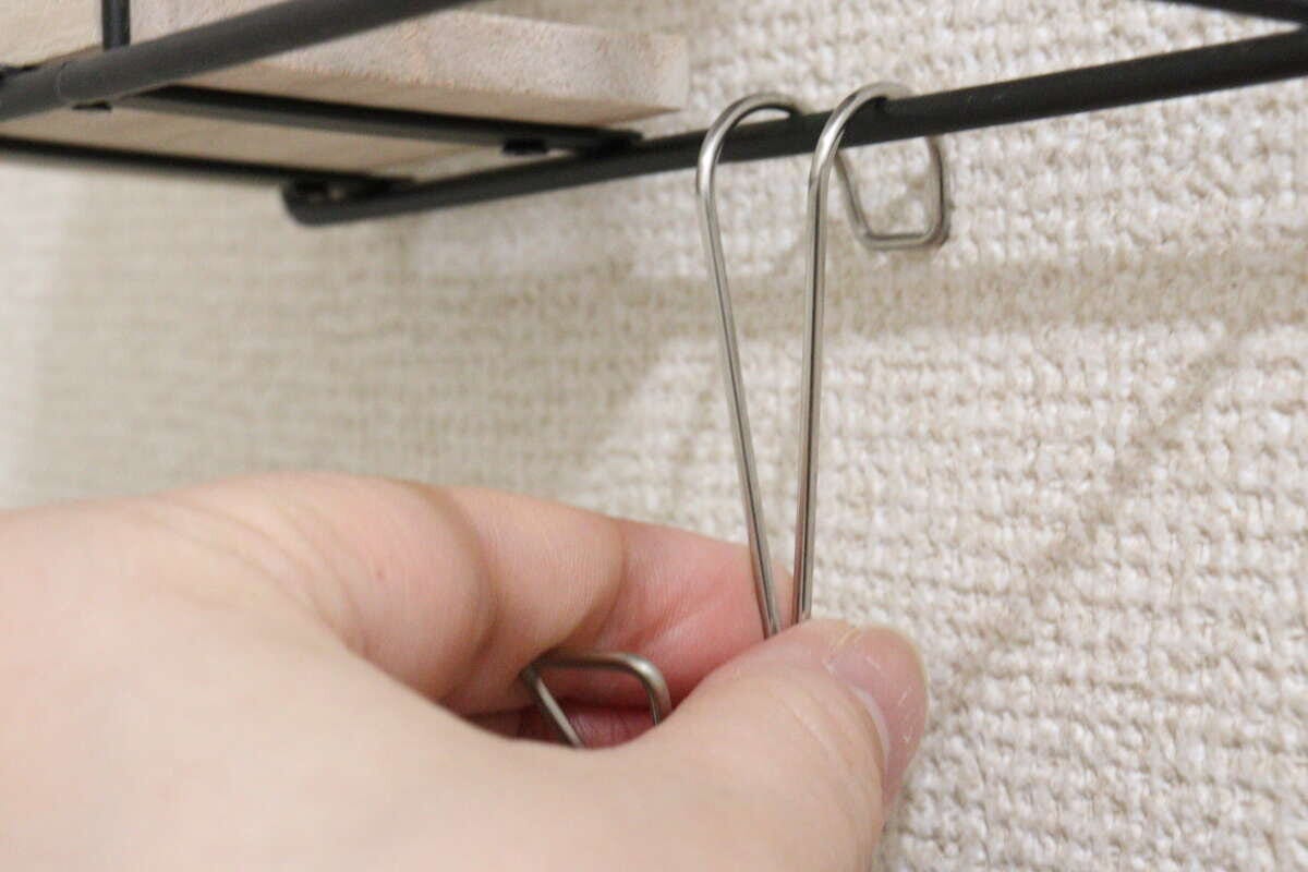 スチール壁掛けインテリア収納（木製棚、正方形）　アレンジ例