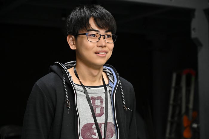 菅⽣新樹(C)「⼈は⾒た⽬じゃないと思ってた。」製作委員会