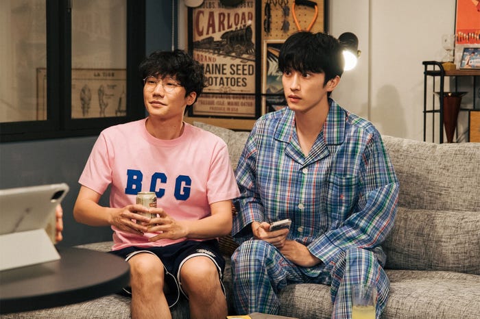 前原滉、杉野遥亮/「ユニコーンに乗って」第8話より(C)TBS