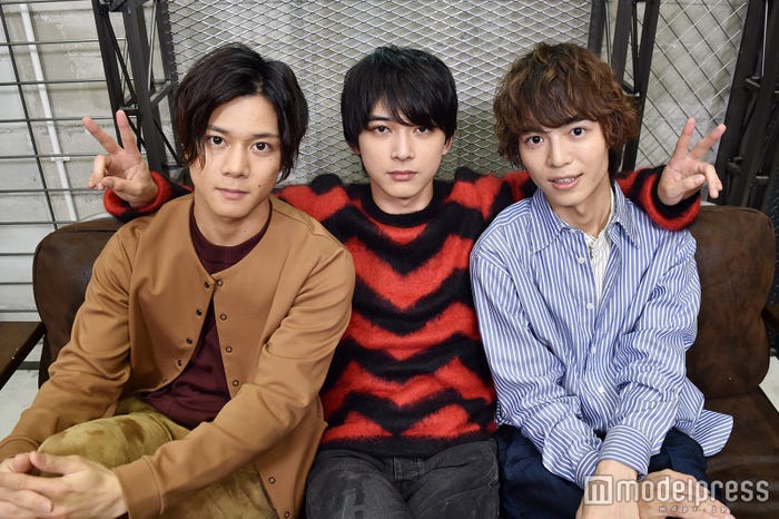 (左から)石原壮馬、吉沢亮、溝口琢矢 (C)モデルプレス
