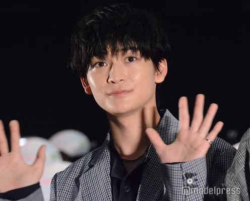 高橋文哉、観客にラブレター手渡し 台本になかった胸キュンシーン明かす<交換ウソ日記>