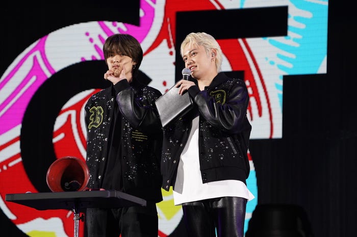 やまと、ひゅうが(C)上飯坂 一