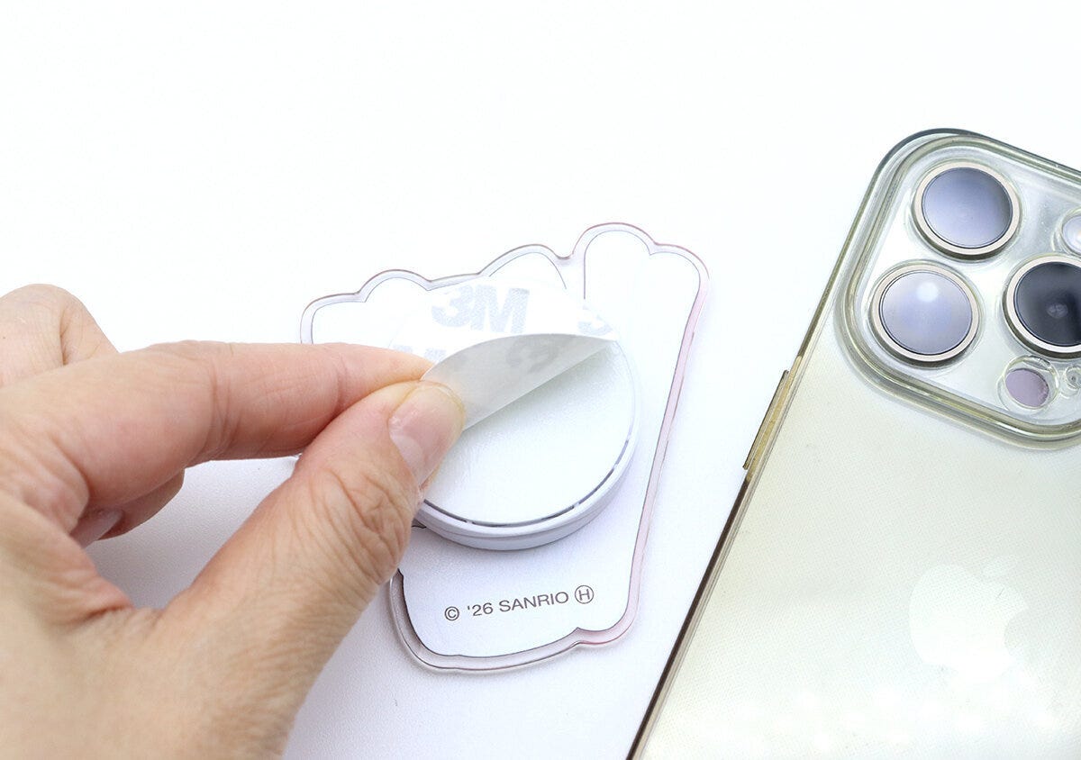 雪焼けハローキティスマホグリップ使い方