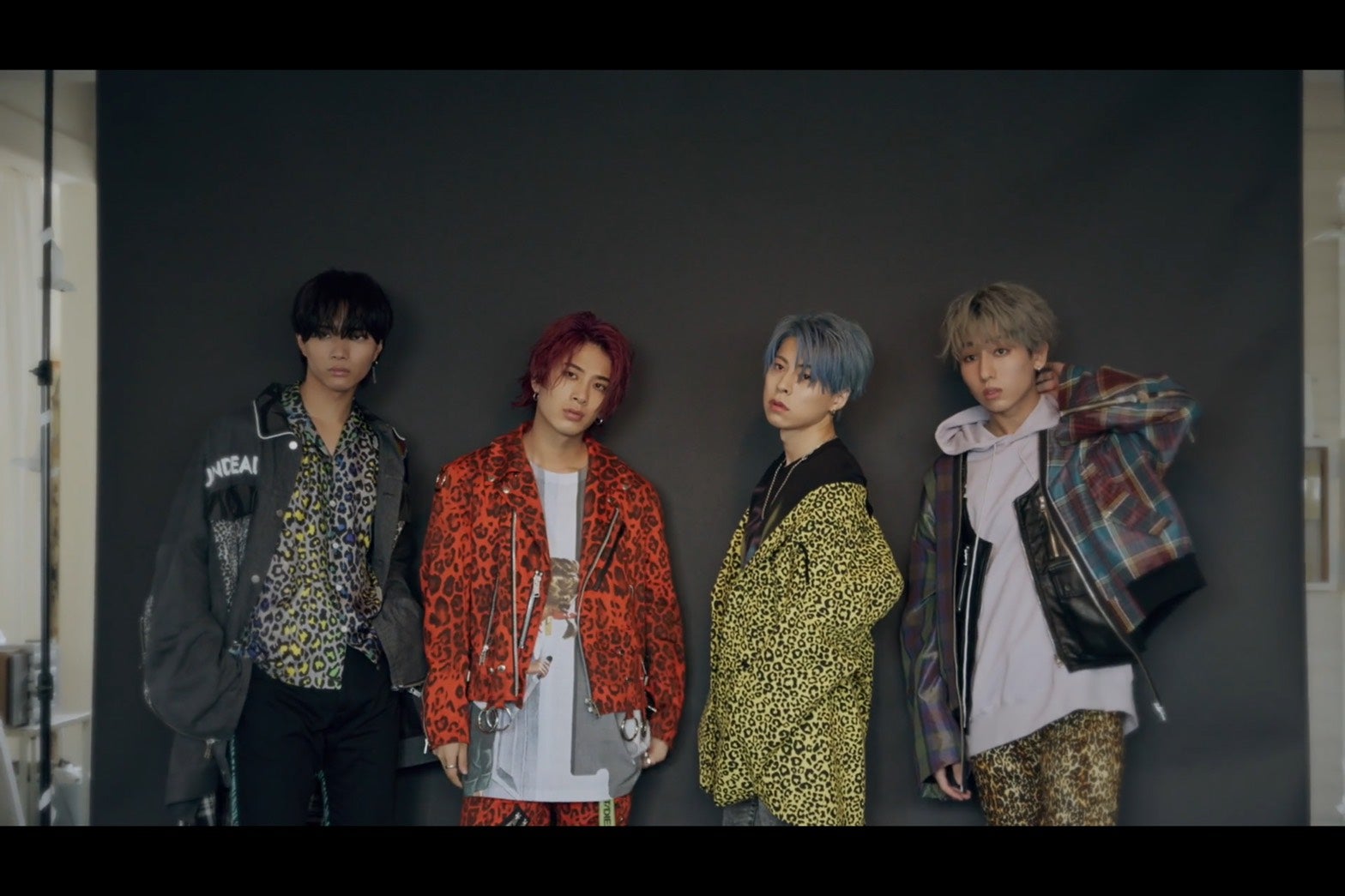 OWV「UBA UBA」撮影の裏側公開