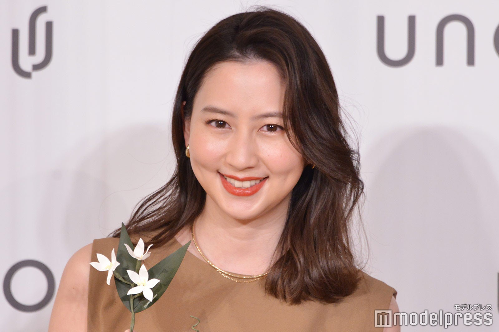 河北麻友子、結婚発表後初の公の場「幸せです」