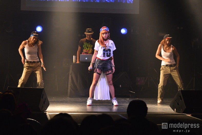 JASMINE （C）モデルプレス