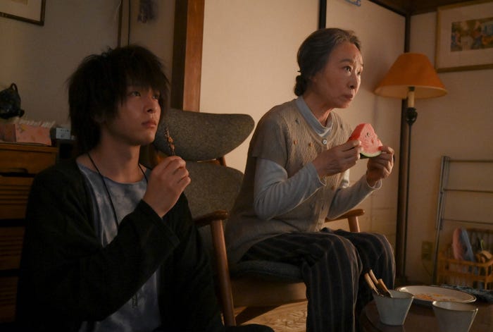 中村倫也、三田佳子/「凪のお暇」第6話より(C)TBS